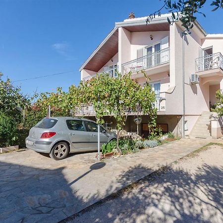 Apartment And Rooms Ema Водице Экстерьер фото