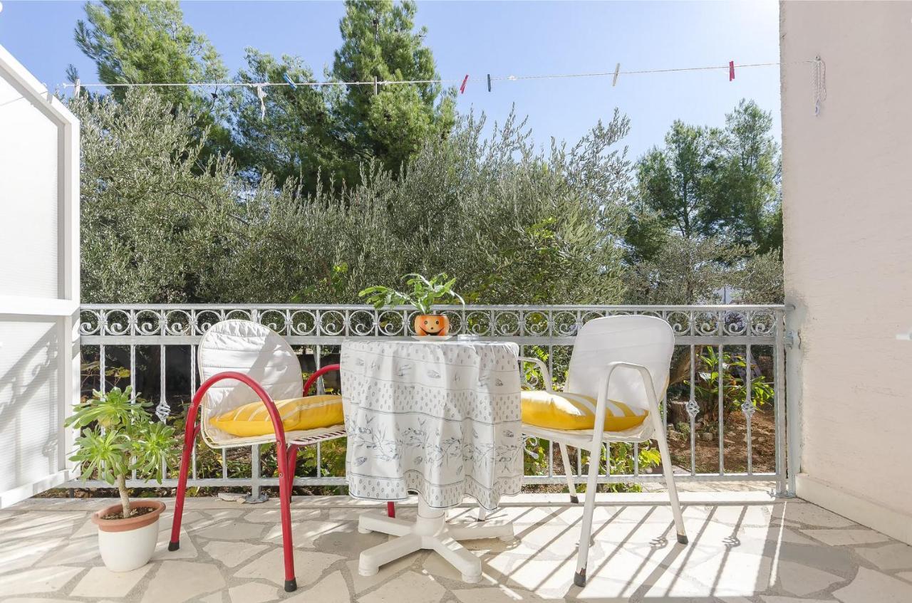 Apartment And Rooms Ema Водице Экстерьер фото